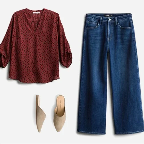 Lush Warren split neck leopard blouse - red and black - Picture 2 of 8